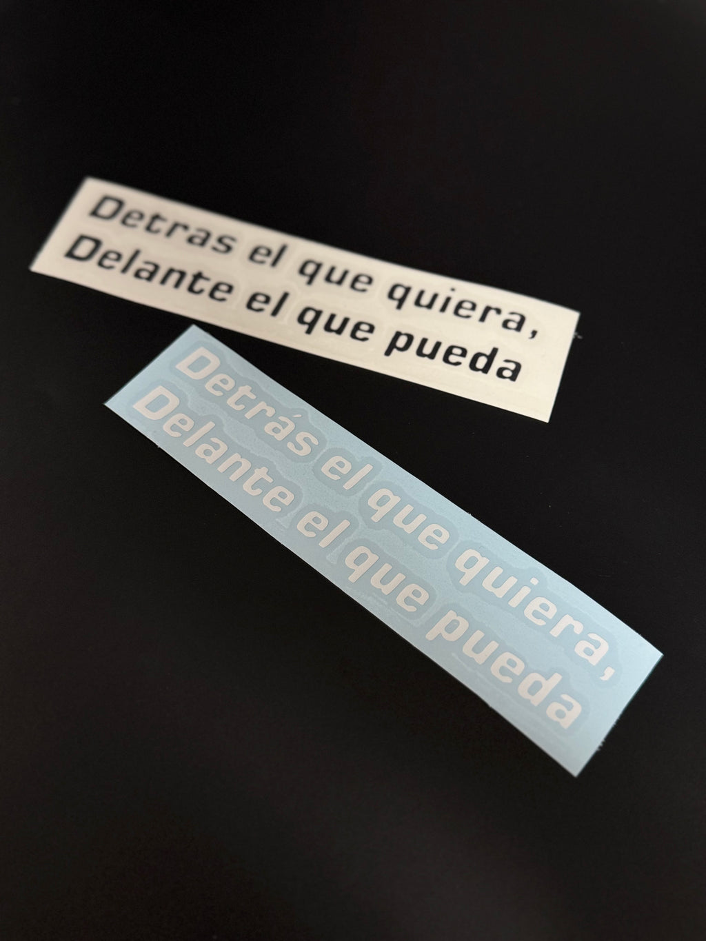 Pegatina: Detras el que quiera
